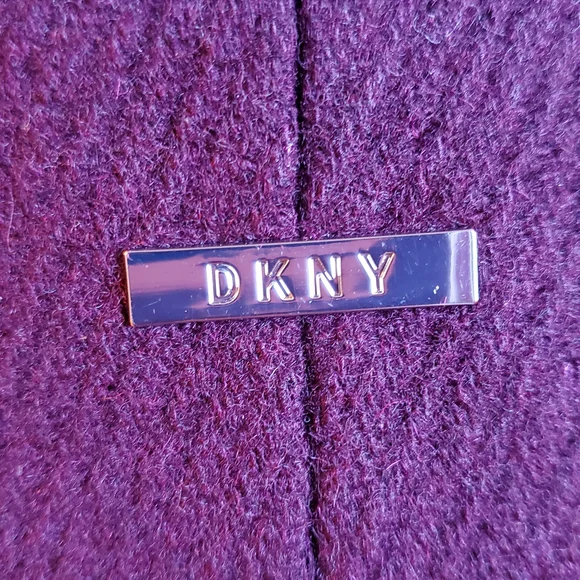 DKNY Women's Deep Burgundy Trench Coat - Picture 7 of 10